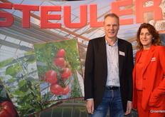 For years the familiar fair faces at Steuler: Erik Mulder and Monique de Jong.